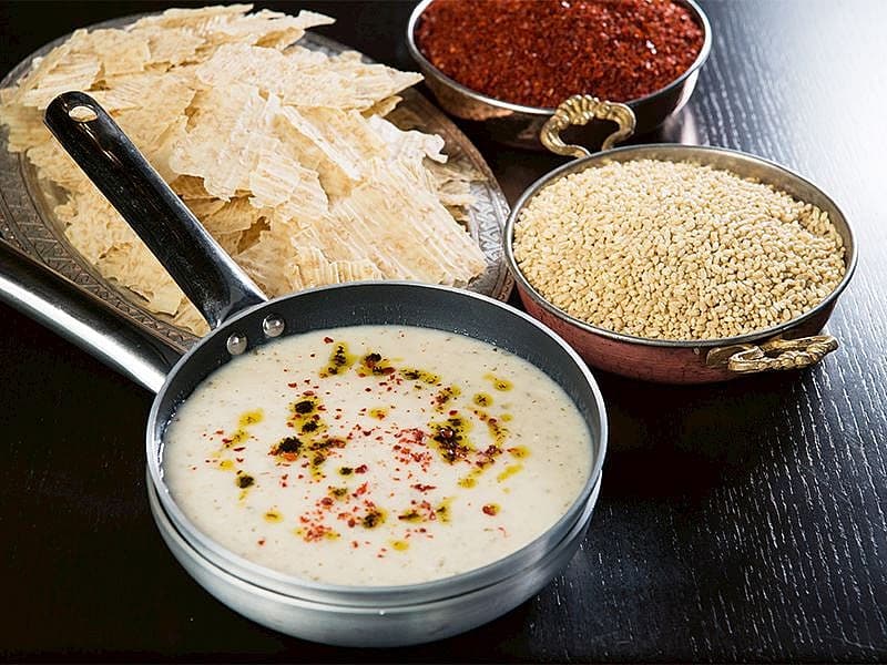 Sumak Ekşili Tarhana Çorbası