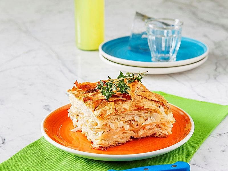 Sütlü Ve Peynirli Börek