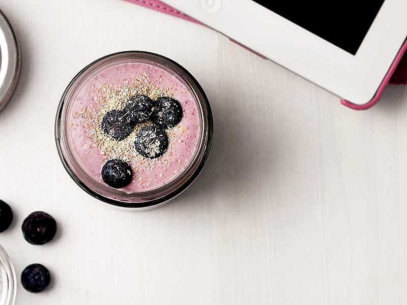Süzme Yoğurtlu Ve Muzlu Smoothie