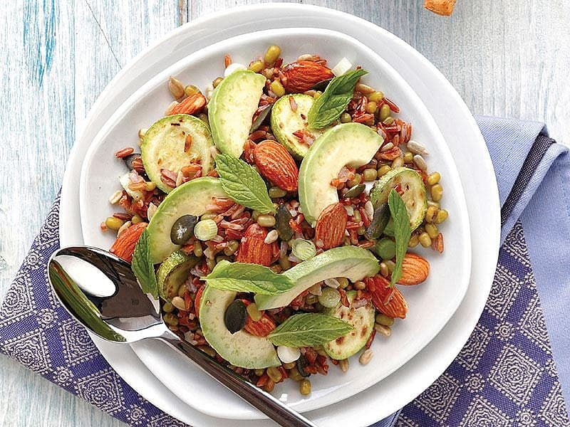 Tahıllı Yeşil Salata