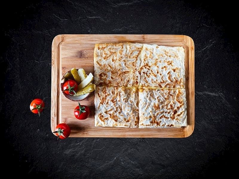 Tahinli Ispanaklı Sac Böreği