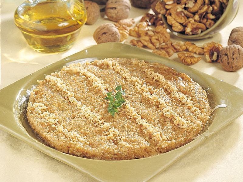 Tahinli Ekmek Salatası