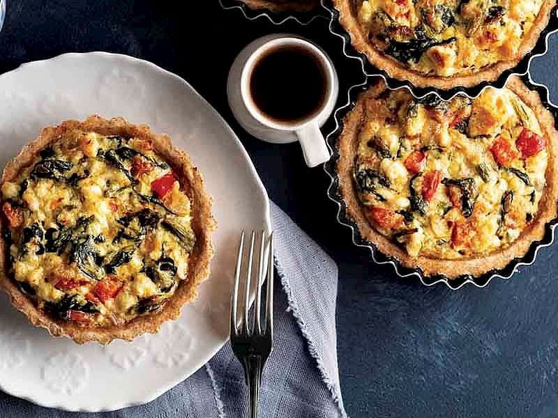 Tam Buğday Unlu Mini Ispanaklı Kiş