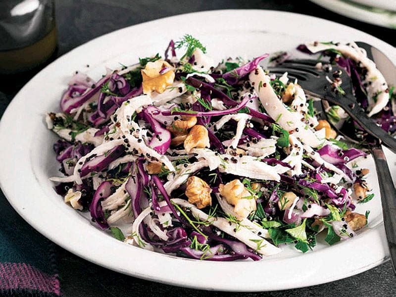 Tavuklu Kış Salatası