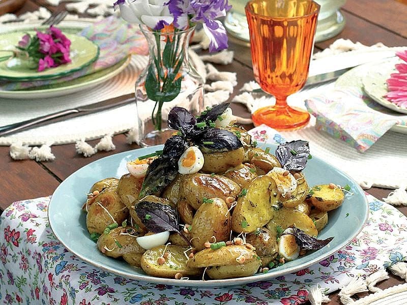 Taze Patates Salatası
