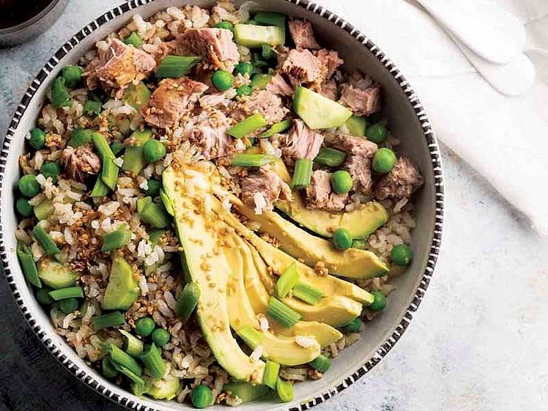 Ton Balıklı Avokado Salatası