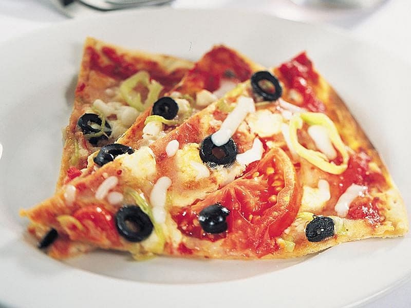 Üç Peynirli Pizza