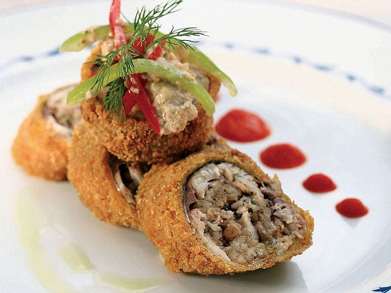 Uskumru Ve Barbunya Dolması