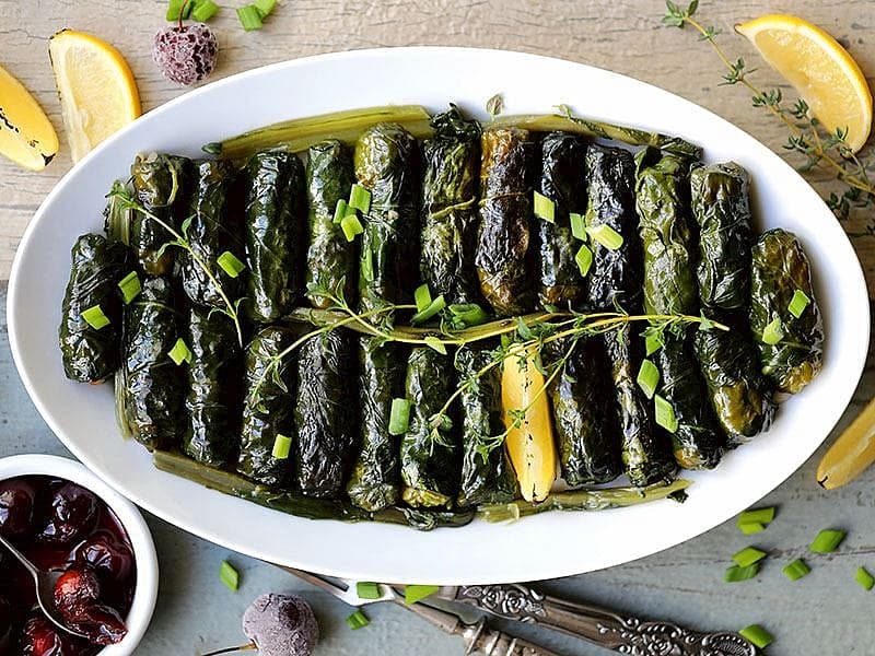 Vişne Soslu Pazı Sarması