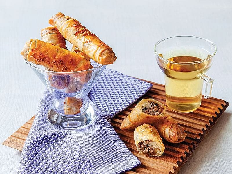 Zencefilli Ve Taze Soğanlı Börek