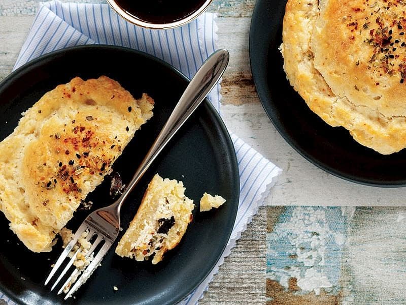 Zeytinli Kahvaltılık Börek