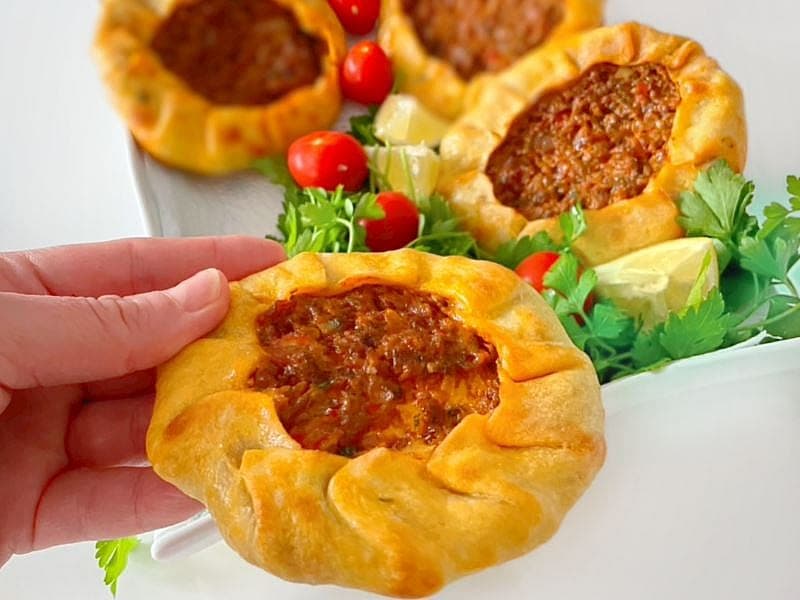 Zırhlı Fırında Ağzı Açık