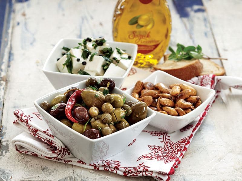 Çıtır Badem, Zeytin Ve Peynir