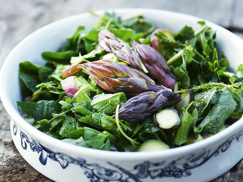Isırgan Otlu Kuşkonmaz Salatası